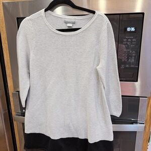 Liz‎ Clairborne -Two-Tone Sweater with Grey/Black Hem sz Large